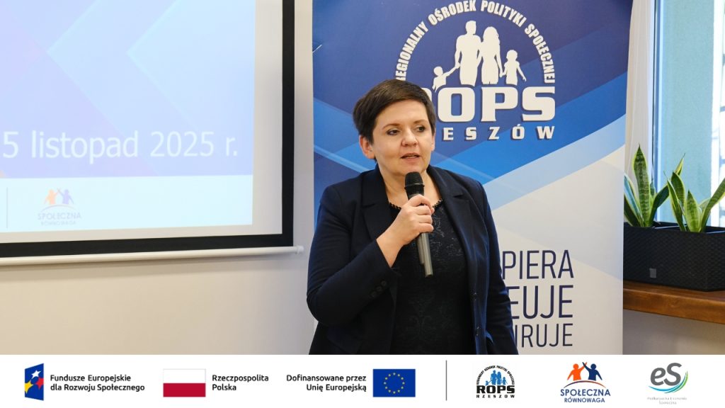 Kobieta przemawiająca