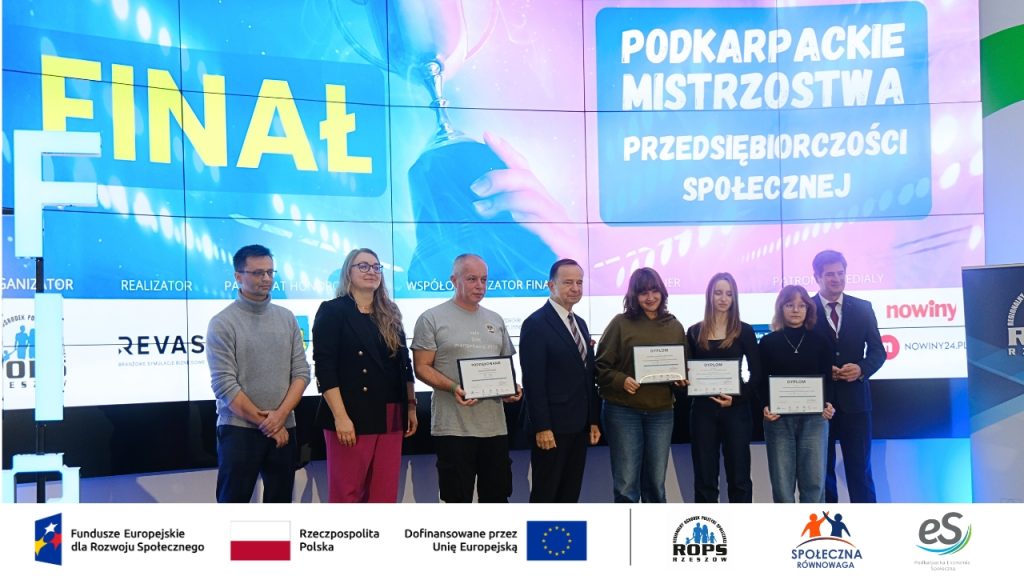 Rozdanie dyplomów