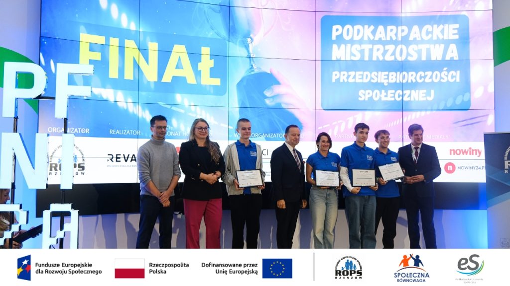 Rozdanie dyplomów